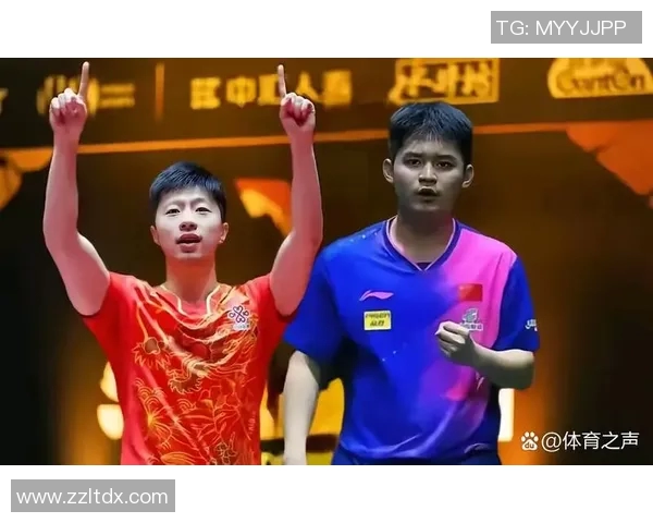 冰球赛场意外撞脸足球巨星引发球迷热议与欢笑